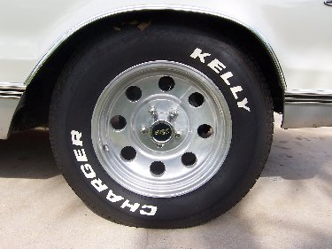 1967 Plymouth Satellite Picture of Passenger Front Rim